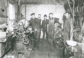 Easthope Brothers' Shop, [1905] (date of original), copied 1992 thumbnail