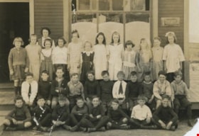 Nelson Street School Grade 5 class, 1923 thumbnail