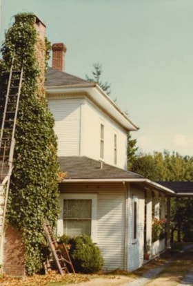 Detail of the Burnett home, 1974 thumbnail
