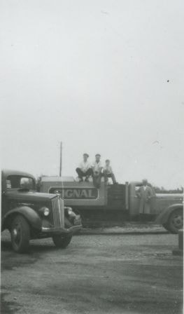 Kask Gas Truck, [ca. 1939] (date of original), copied 1991 thumbnail