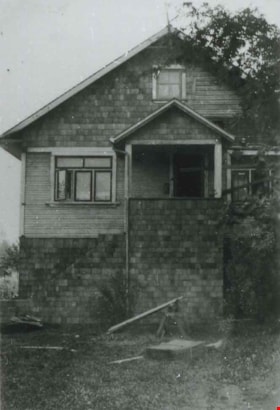 Bellinger family home, [1936 or 1937] (date of original), copied 1991 thumbnail