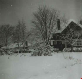 Underhill family home, [between 1945 and 1955] (date of original), copied 1991 thumbnail