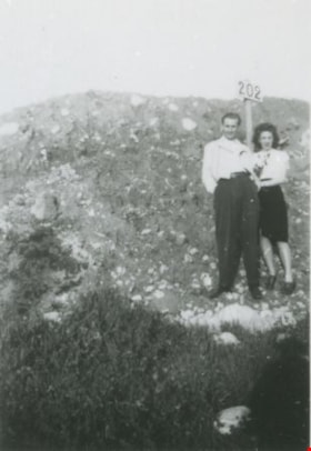 Jack and Betty Dwyer at the lot, [1946 or 1947] (date of original), copied 1991 thumbnail
