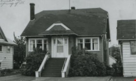 Matheson family home, 1962 (date of original), copied 1991 thumbnail