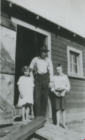 Dawkins family, [1925] (date of original), copied 1991 thumbnail