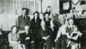Ellis Family at Christmas, 1942, 1942 (date of original), copied 1991 thumbnail