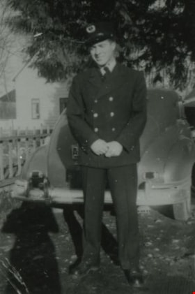 Basil Pontifex in Uniform, [1947] (date of original), copied 1991 thumbnail