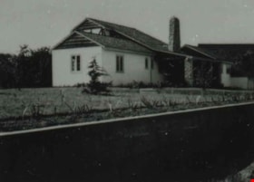 Dent family house, [1941 or 1942] (date of original), copied 1991 thumbnail