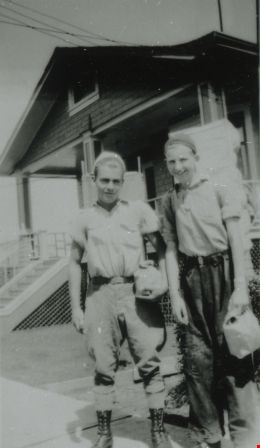 Bill Fraser and Lyle Le Grove, July 1933 (date of original), copied 1991 thumbnail