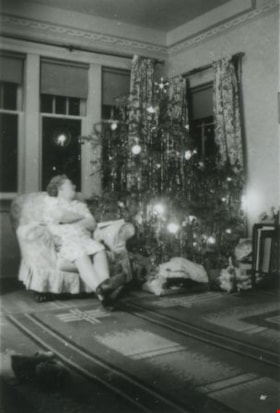 Ida Le Grove beside a Christmas Tree, Dec. 1943 (date of original), copied 1991 thumbnail