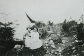 Bea and Evelyn Hardy, [1926] (date of original), copied 1991 thumbnail