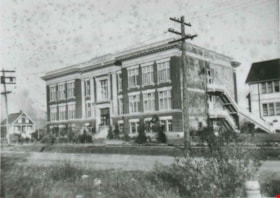 Gilmore Avenue School, [1917 or 1918] (date of original), copied 1991 thumbnail