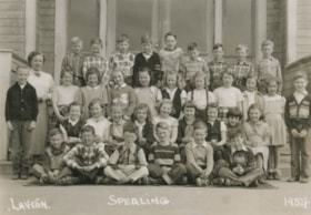 Sperling Avenue School Class, 1954 thumbnail