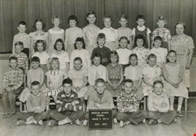 Grade 3, Division 8, [1958 or 1959] thumbnail