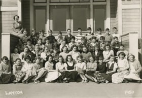 Class at Sperling Avenue School, 1950 thumbnail