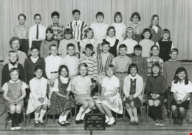 Grade 5, Division 5, [1966 or 1967] thumbnail