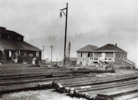Headquarter buildings at the submarine works yard, [1917] (date of original), copied 2004 thumbnail