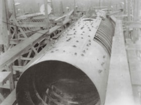 Submarine's hull under construction, [1917] (date of original), copied 2004 thumbnail