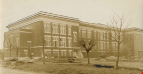 Gilmore School addition, 1928 thumbnail