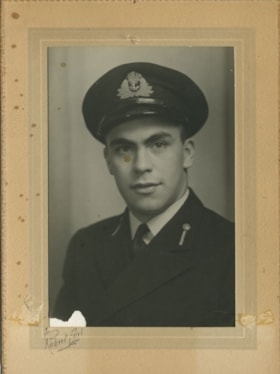 Robert C. K. Peers in uniform, July 1946 thumbnail