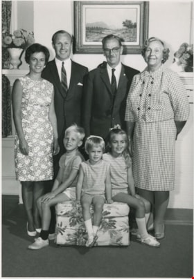 Jeffery- Peers family, 1969 thumbnail