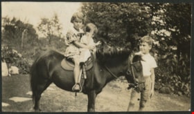 Anne, Babs, Bob and Bessie, 1937 thumbnail