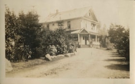 L. Claude Hill's Broadview, [1910] thumbnail