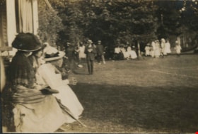 Broadview lawn, [1910] thumbnail