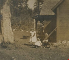 Children playing, [1905] thumbnail