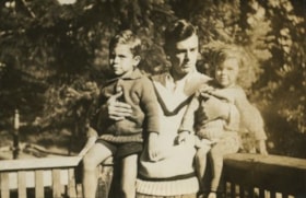 Bob Peers with Anne and Robert, [1932] thumbnail
