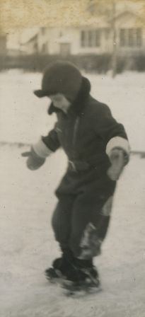 Babs skating, [1940] thumbnail