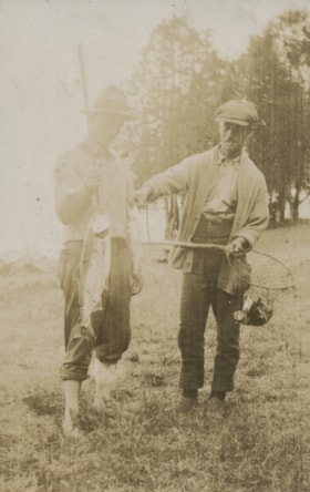 Men with fish, 1920 thumbnail