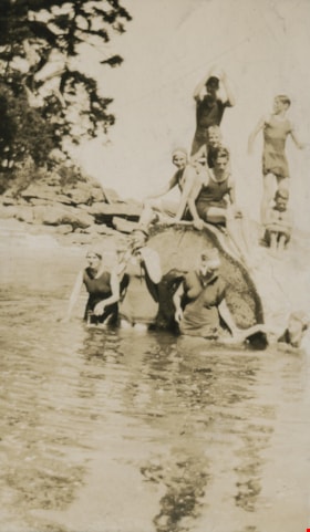 Swimming Group, 1921 thumbnail
