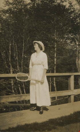 Tennis player, 1916 thumbnail