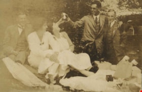 Group having a picnic, 1919 thumbnail