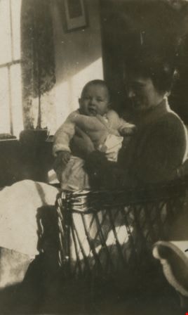 Woman and child, [1922] thumbnail