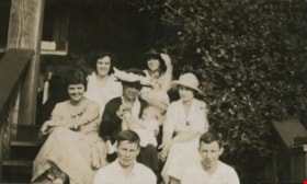 Hill, Peers and Travers families, [1928 or 1929] thumbnail