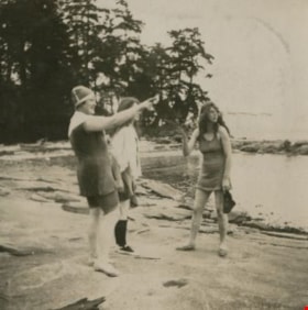 Three women at the beach, 1922 thumbnail
