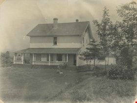 Kitty on the lawn of Broadview, 1910 thumbnail