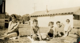 Peers family, [1938] thumbnail