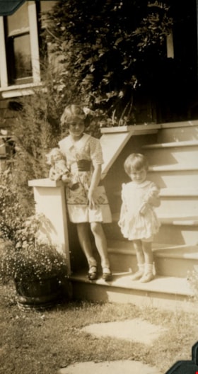 Anne and Babs on steps of Hill Cottage, [1937] thumbnail