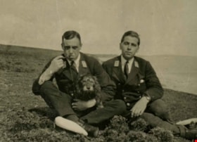 Mike Peers and friend, [1915] thumbnail