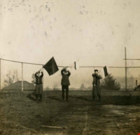 Boys holding flags, 1914 thumbnail