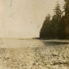Lee Point, near French Creek, 1915 thumbnail