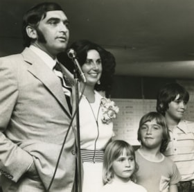 John Reynolds with his family, July 1974 thumbnail