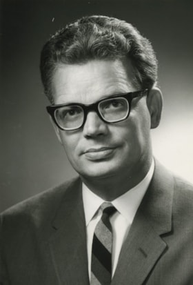 Professor Arvid Grant, 1965 thumbnail