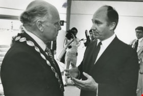 Mayor Lewarne and Shah Karim al-Hussayni, The Aga Khan IV, July 1982 thumbnail