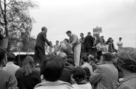 Tommy Douglas at Confederation Park, 1968 thumbnail