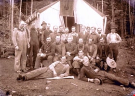 Streetcar work camp, 1913 thumbnail