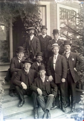 Men in three-piece suits, [between 1910 and 1914] thumbnail